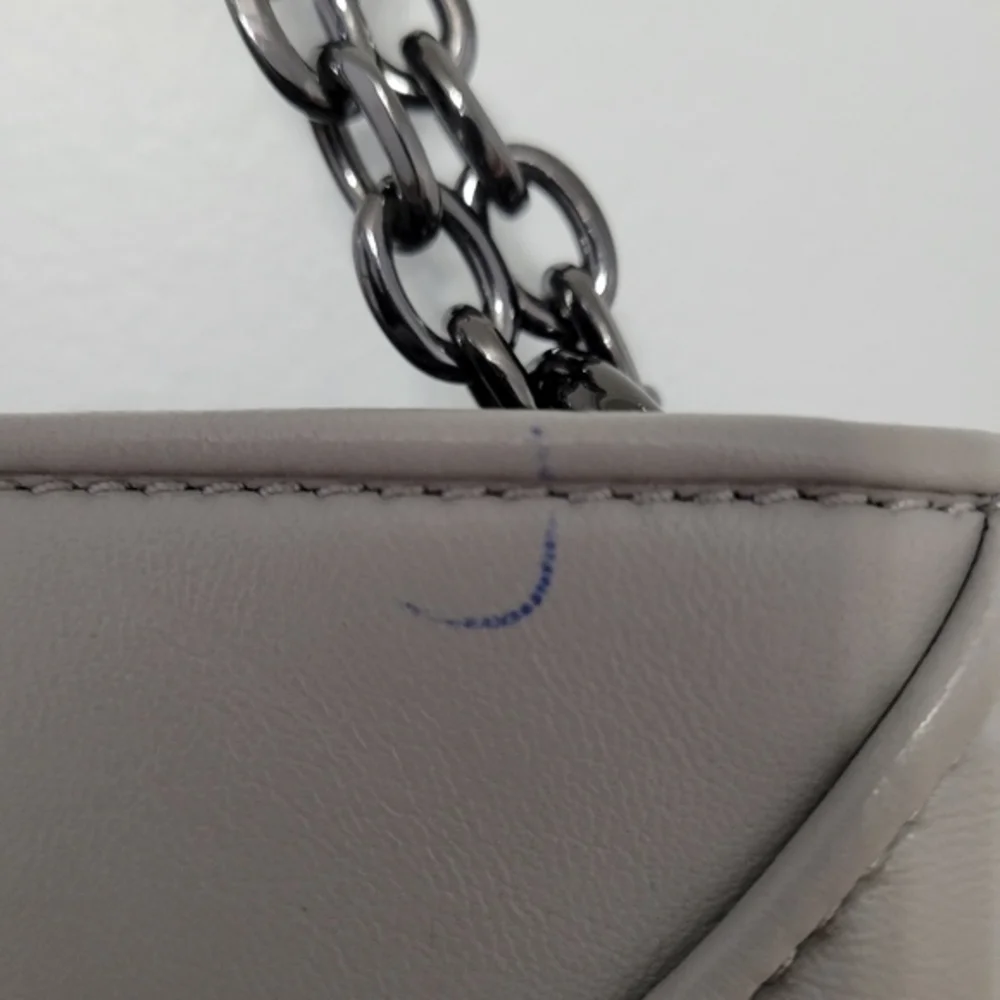 Tory Burch Alexa Quilted Slouchy Leather Tote Cement‎ Grey Gray Luxury Chevron